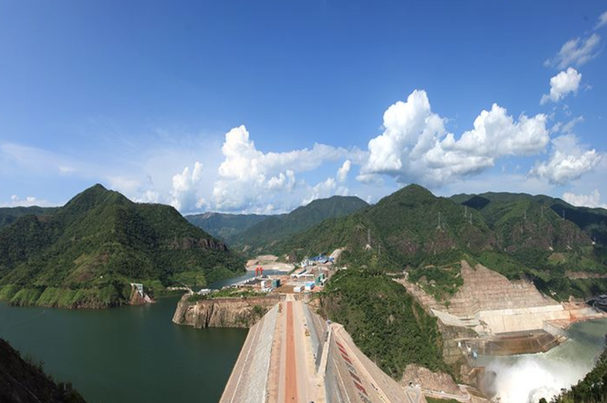 粉噴樁加土工合成材料在軟基加固工程中的應用